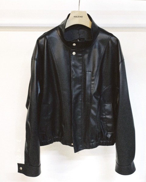 [알렌느]  BLACK 3D eco leather highneck parka(PJ016)